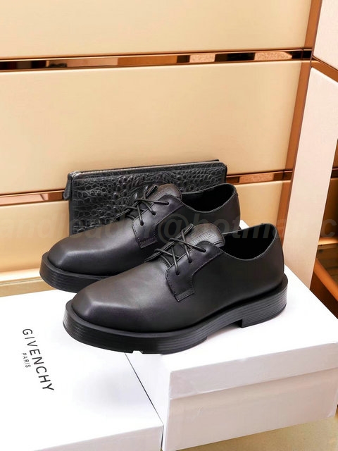 GIVENCHY Men's Shoes 203